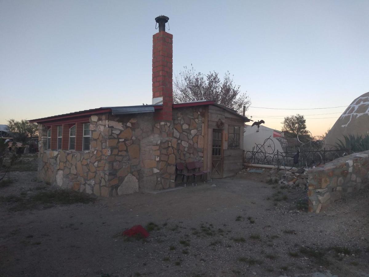 La Loma Del Chivo Llc Stone Cottage Alternative Building Marathon Exterior foto